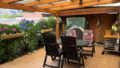 überdachte Terrasse