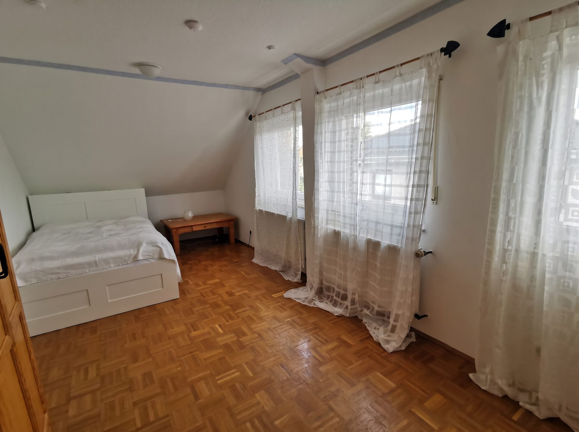 Schlafzimmer 4 DG