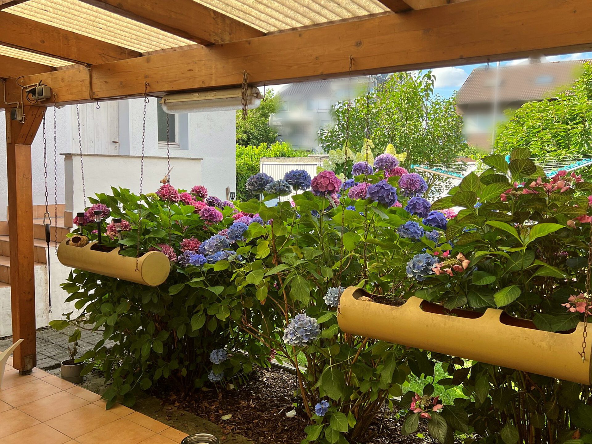 Garten_überdachte Terrasse