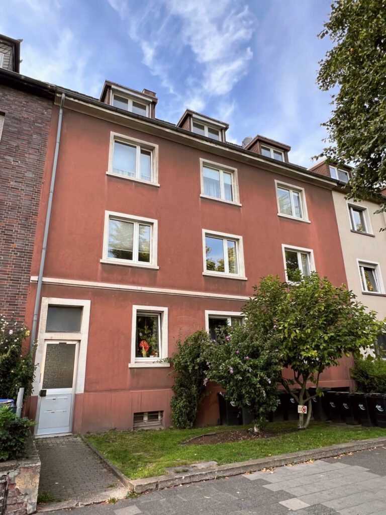 Straßenansicht